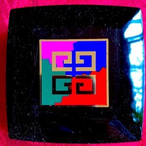 GIVENCHY sun prism powder, new .